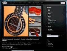 Tablet Screenshot of moonstoneguitars.com